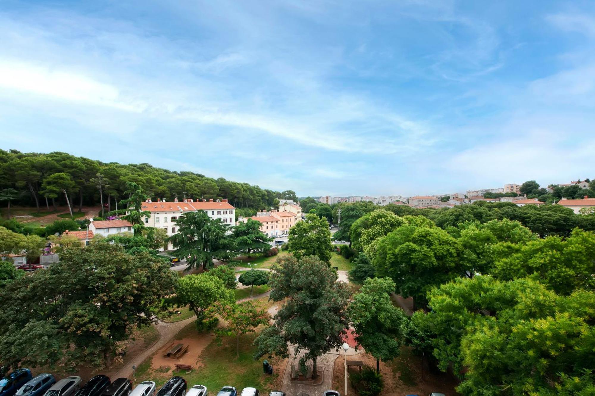 Arena Parkside Residence Pula Ngoại thất bức ảnh