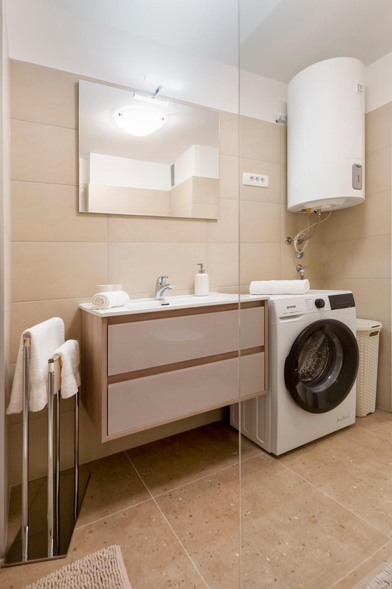 Arena Parkside Residence Pula Ngoại thất bức ảnh