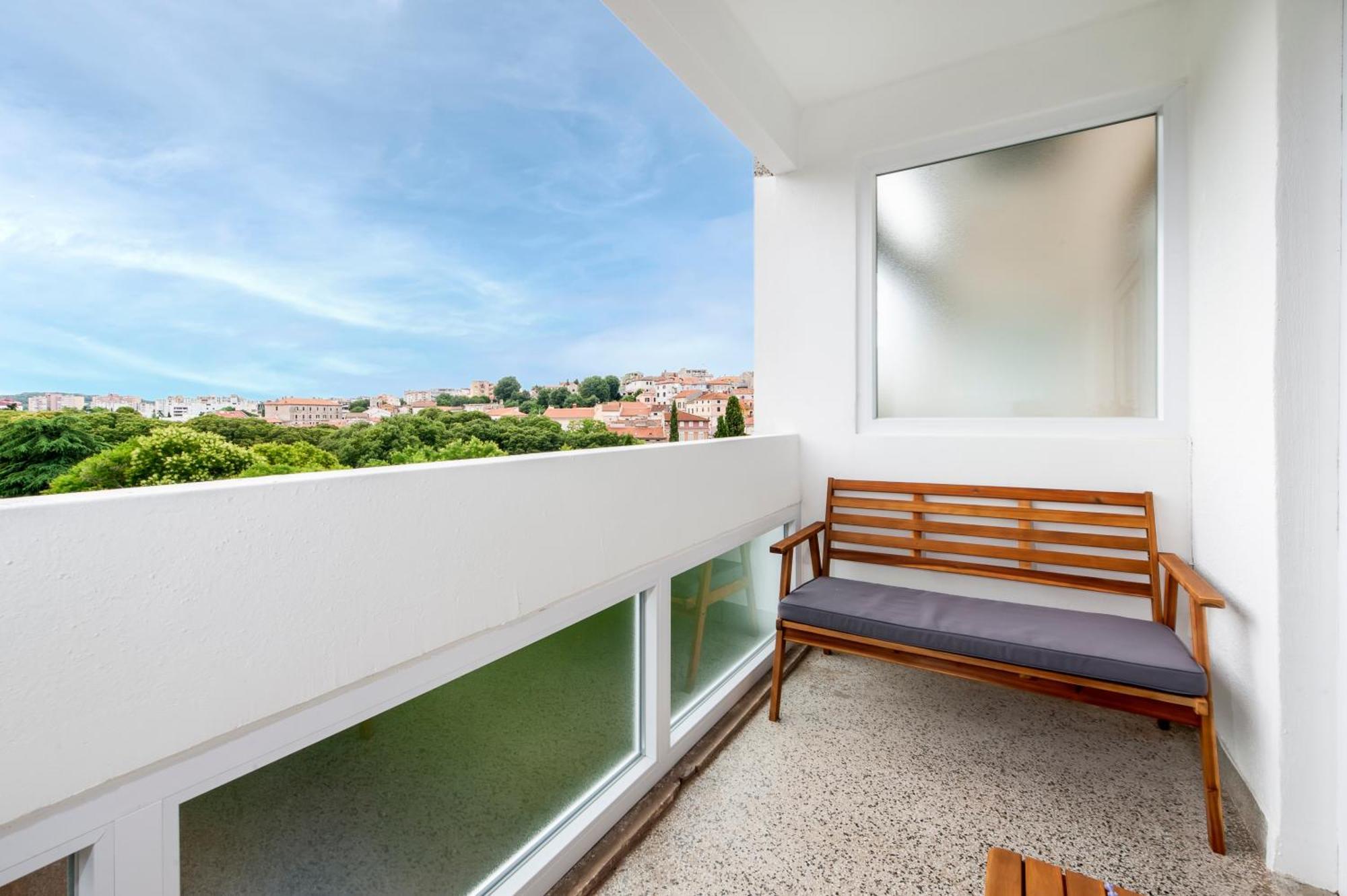 Arena Parkside Residence Pula Ngoại thất bức ảnh
