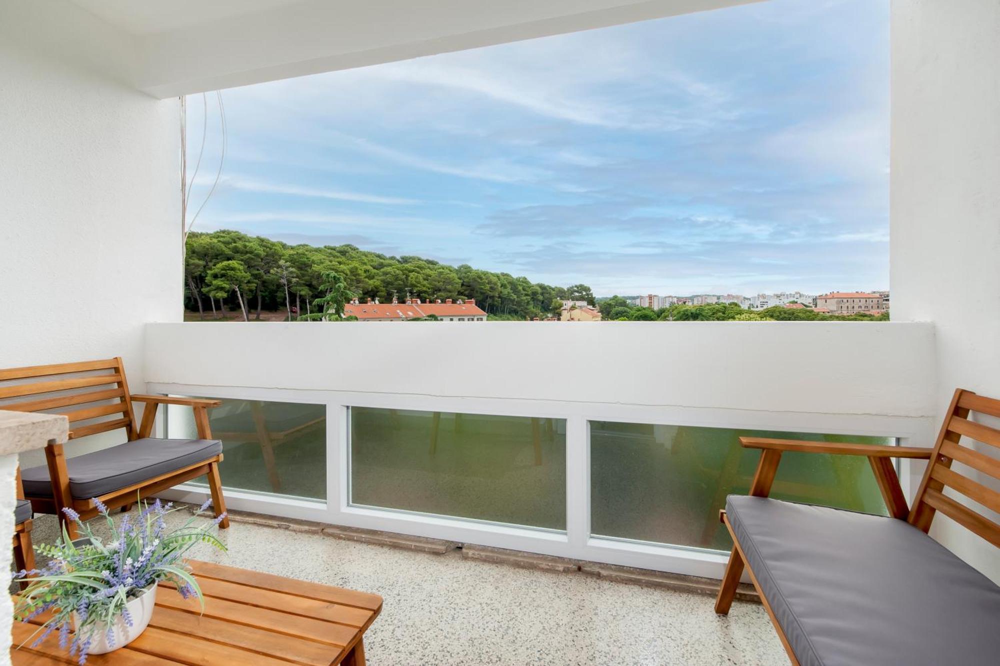 Arena Parkside Residence Pula Ngoại thất bức ảnh